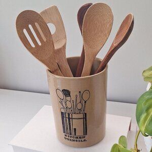 Vintage Pearsons of Chesterfield Pottery Crock Beige Stoneware Utensil Holder 7"